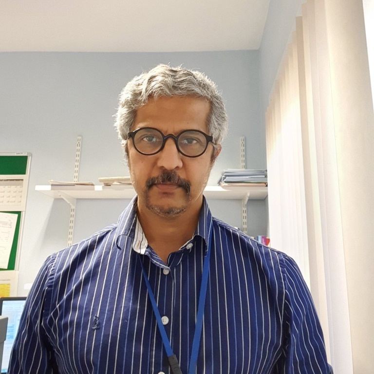 Dr Gopi Narayan