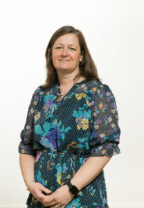 A profile picture of Sara Munro, Chief Executive.
