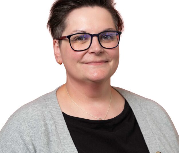 A profile picture of Katy Mallender-Ward, Public: Leeds Governor.
